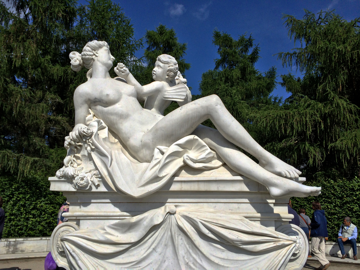 Escultura erótica - Palacio Sanssouci - Potsdam